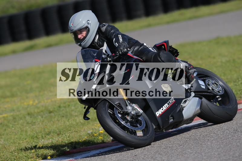 /Archiv-2023/10 21.04.2023 Discover the Bike ADR/Race 3 rot/7